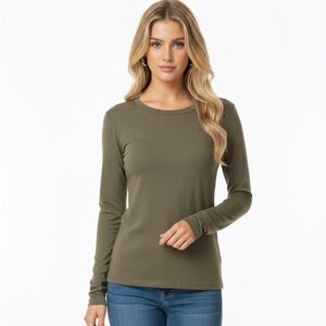 Vince. Small petite top